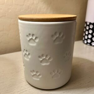Target Bullseye Pet Treat Paw Print Canister Wood Lid Cat Dog Ceramic NWT